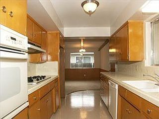 3rd image of 5987 Gloria Dr