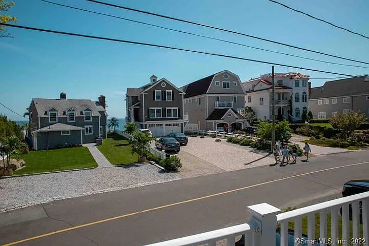 2 bed, 1.0 bath, 840 sqft, $2,450 — Photo 3