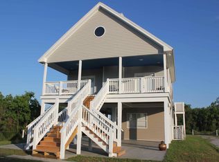 4080 Borneo St, Bay Saint Louis, MS 39520