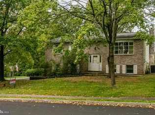 136 Redwood Dr, Douglassville, PA 19518