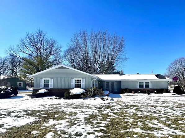 411 N Red Bud Ln, Muncie, IN 47304