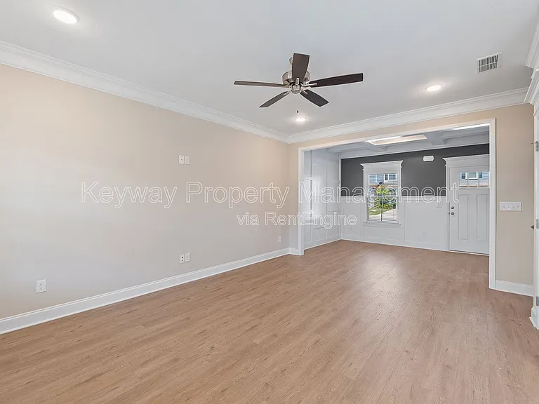 1115 Jolly Ln — Photo 6