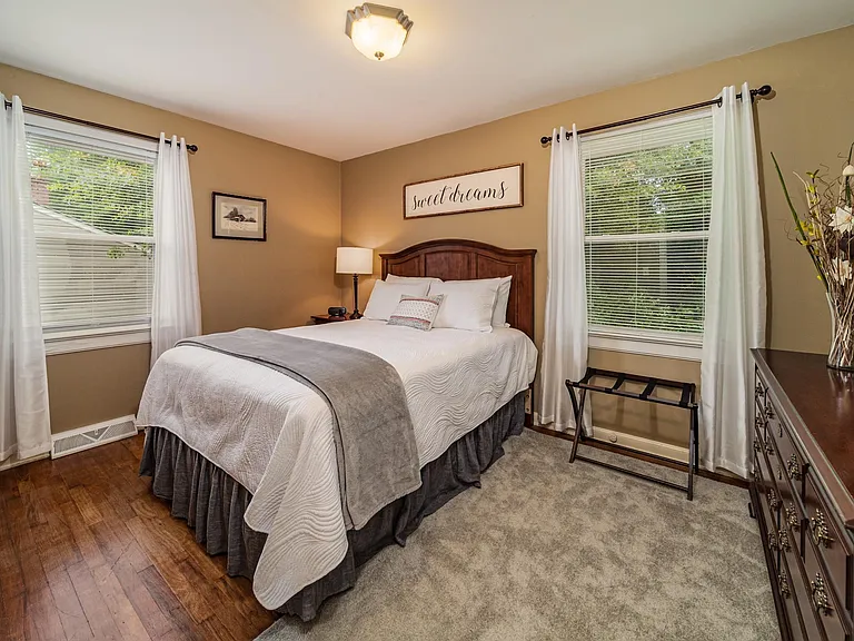 206 W Decatur St — Photo 18