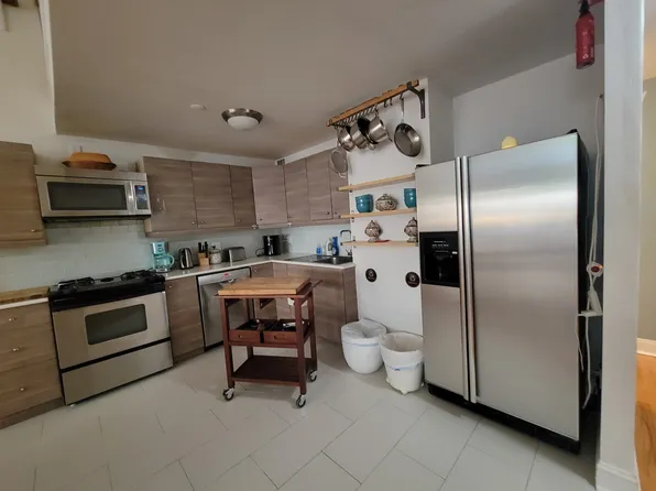 312 East 22nd Street image 3 of 5