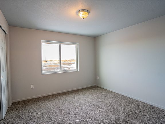 5th image of 800 E Mt Baker Street