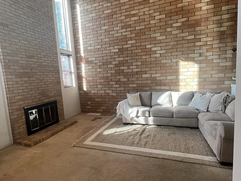 11156 E Linvale Dr — Photo 3
