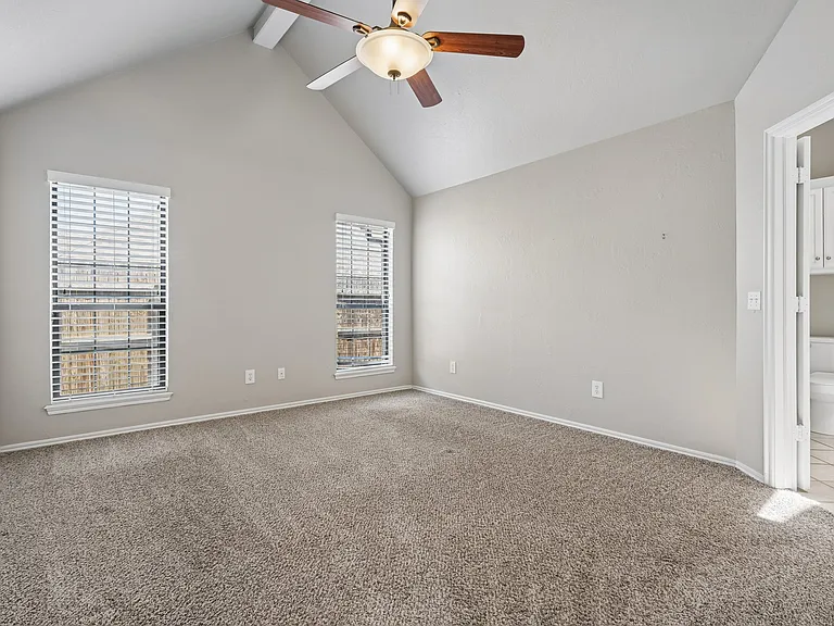 1809 Courtney Ln — Photo 17