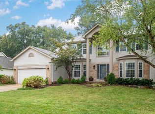 1555 Prospect Lakes Dr, Wentzville, MO 63385