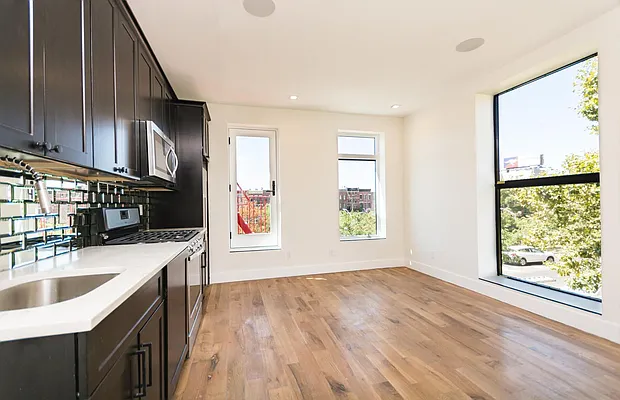 Rented by Clove Realty LLC | media 25