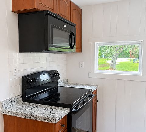 3rd image of 33141 Ranch Rd