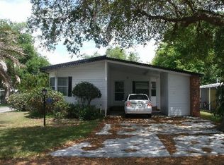 1 Sea Fern Dr, Leesburg, FL 34788