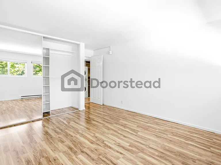 12700 NE 8th St #E303 — Photo 31