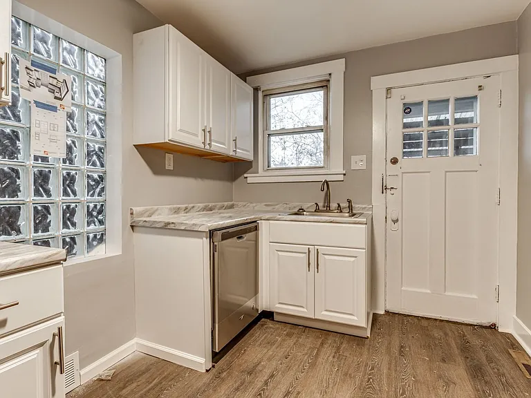 2608 Belmar Pl — Photo 12