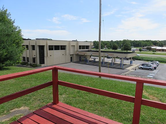 5th image of 20 Malby Ave