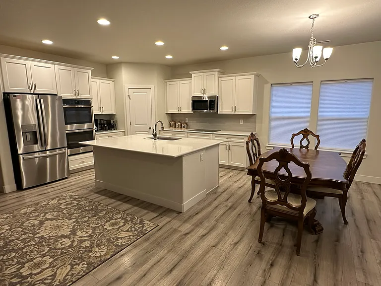Dining area adjacent to the kitchen