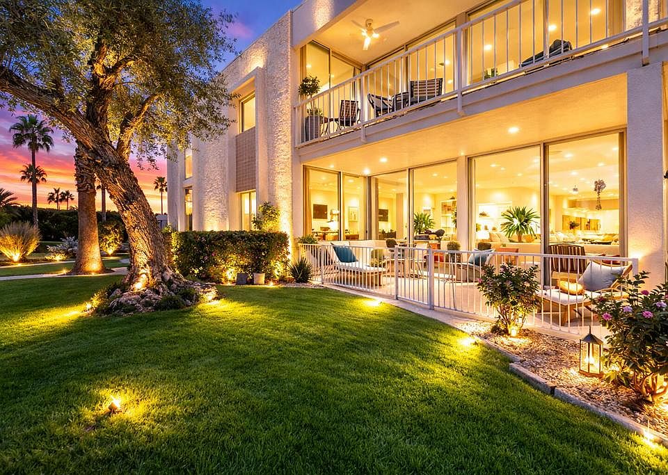 1st image of 465 Desert Lakes Dr