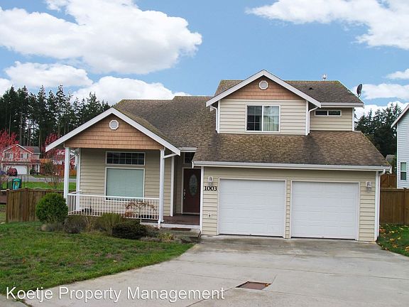 3rd image of 1003 NE Kelly Pl