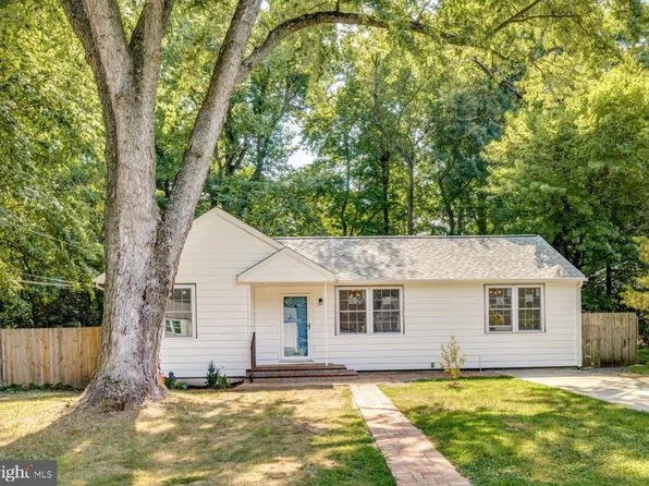 124 Edison Rd, Cherry Hill, NJ 08034