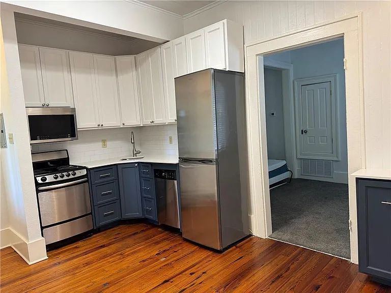 808 Dauphin St #C — Photo 7