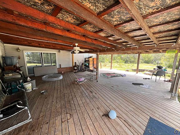 5th image of 621 SW 85th St