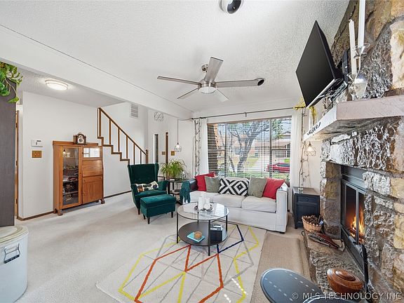 5th image of 9126 S Lakewood Ave E
