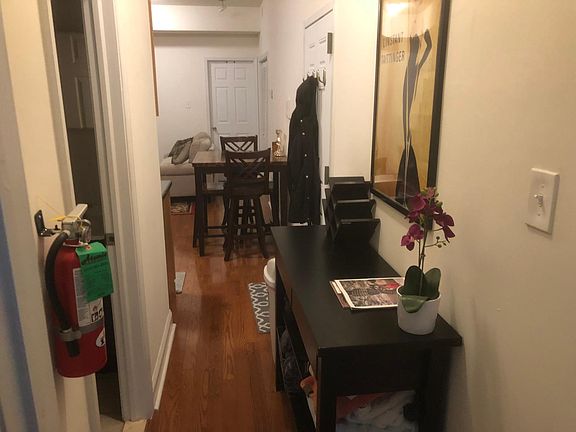 5th image of 1513 South St #B