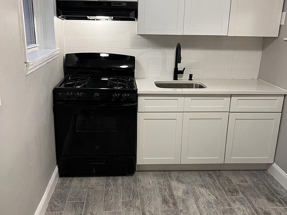 1st image of 425 Cherry St #Bb6