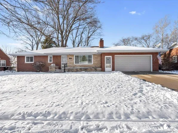 1333 Riverview Ave, Monroe, MI 48162