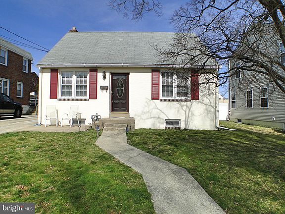 2nd image of 4123 Rosemont Ave