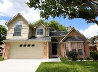 3207 Lee Circle Dr, Pearland, TX 77581