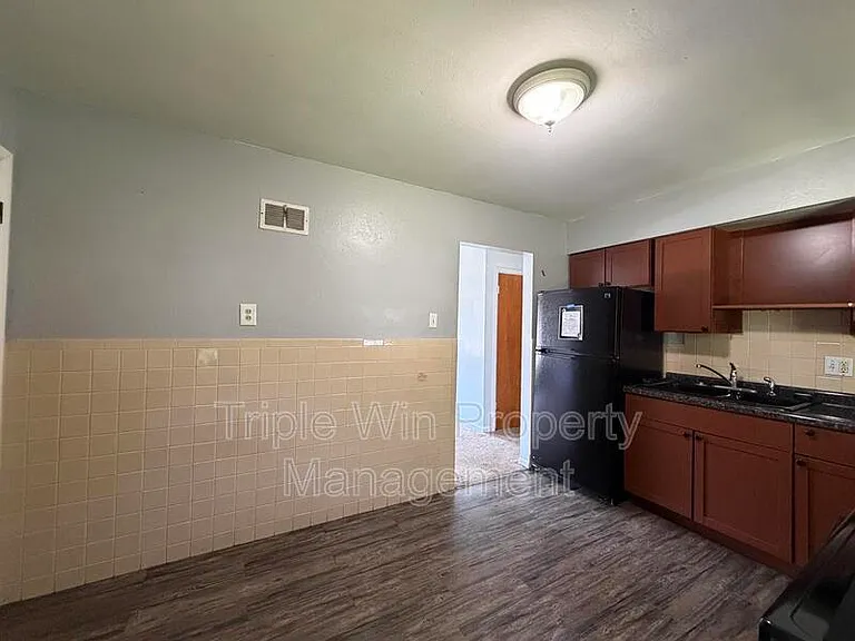 1695 Crowder Dr — Photo 23