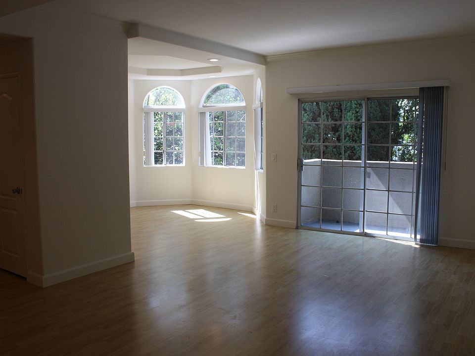 1st image of 14430 Benefit St