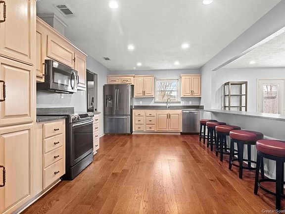 3rd image of 6515 Sun Meadow Ln