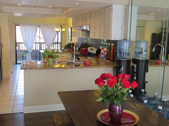 4th image of 18039 Hillwood Ln