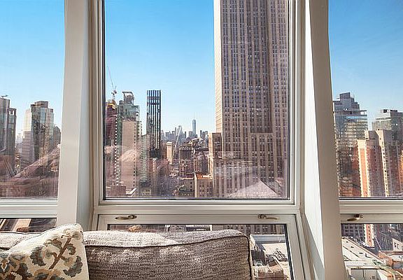 4th image of 400 5th Ave APT 35A