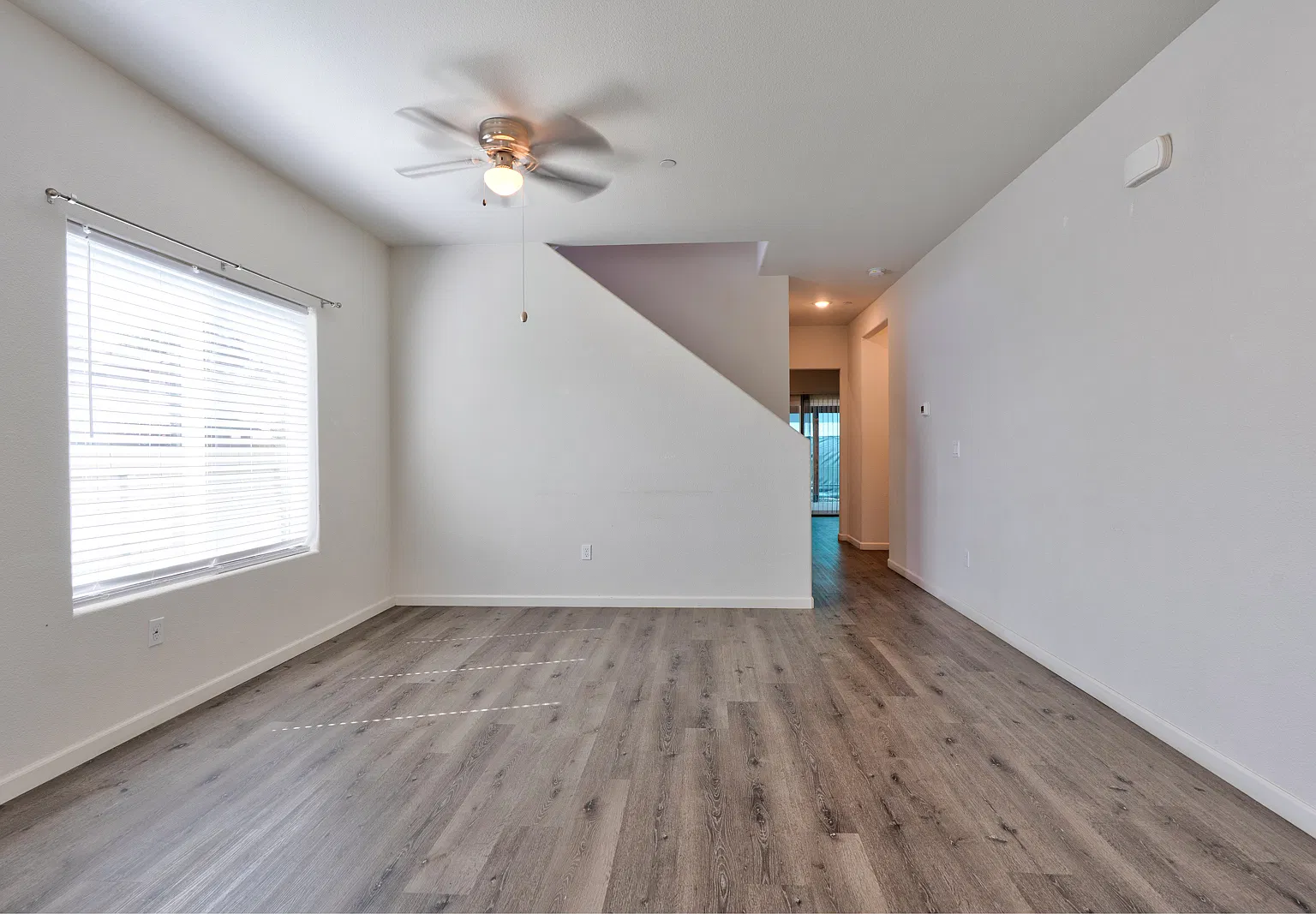 4 bed, 2.5 bath, 2182 sqft, $2,750 — Photo 3