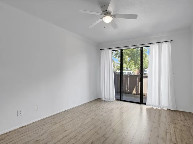 2475 Underwood St #180 — Photo 24