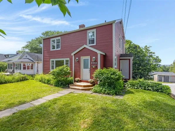 888 Manawagonish Rd, Saint John, NB E2M 3X1