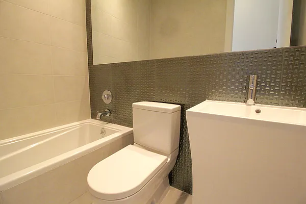 Rented by Nooklyn NYC LLC | media 13