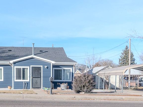 2nd image of 831 Dexter St