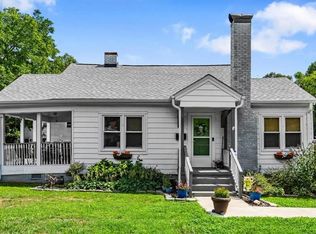 207 Liberty St, Asheboro, NC 27203