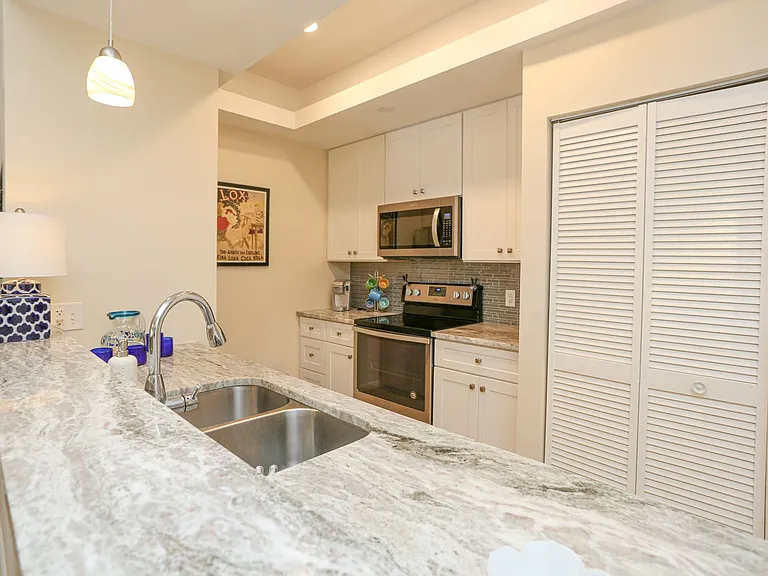 3611 Wild Pines Dr #202 — Photo 5