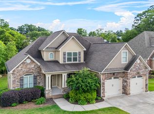 89 Kailors Cove Cir, Ringgold, GA 30736