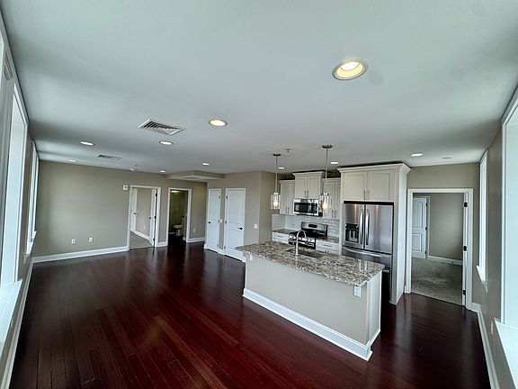 2nd image of 108 N Washington Ave Suite 902