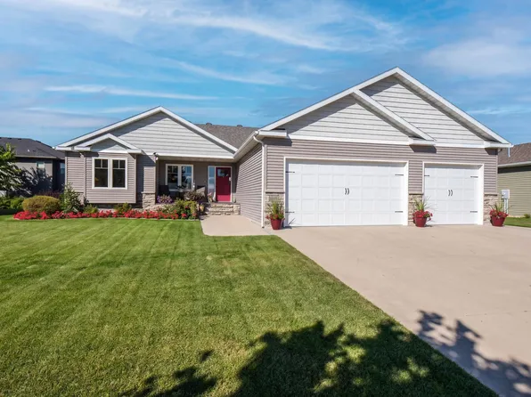 3429 55th St S, Fargo, ND 58104