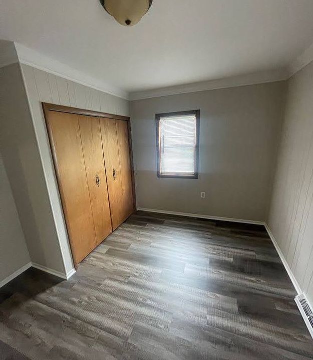 Bedroom 1 of 2