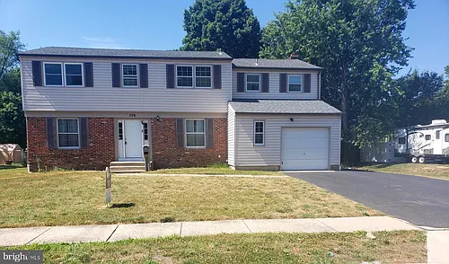 306 Cornell Rd Photo 1