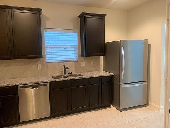 5th image of 2505 Summer Trail Dr