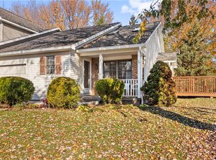 35 Sleepy Holw, Rochester, NY 14624