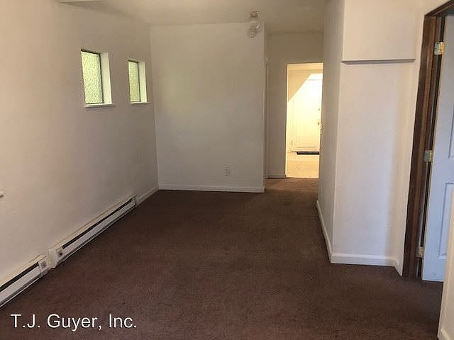1st image of 925 N Tower Ave #A